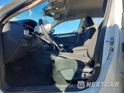 Zdjęcie 7 z 12 samochodu: 2024 VOLKSWAGEN JETTA S VIN:3VW5M7BU2RM083019 - miniatura