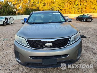 Piąte zdjęcie samochodu w środku: 2014 KIA SORENTO LX VIN:5XYKT3A64EG427171 - miniatura