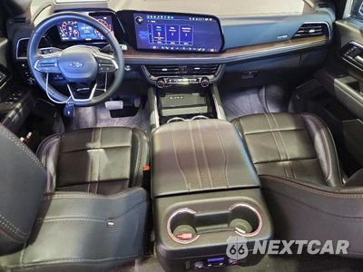 Zdjęcie 8 z 14 samochodu: 2025 CHEVROLET SUBURBAN K1500 HIGH COUNTRY VIN:1GNS6GR82SR249947 - miniatura