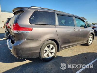Trzecie zdjęcie samochodu z tyłu: 2011 TOYOTA SIENNA LE VIN:5TDKK3DC1BS032965 - miniatura
