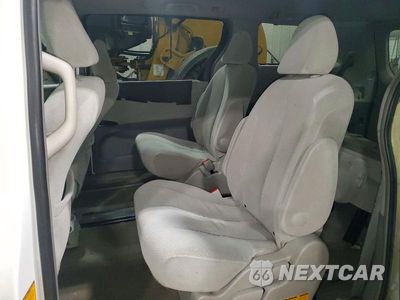 Zdjęcie 11 z 13 samochodu: 2013 TOYOTA SIENNA LE VIN:5TDKK3DC4DS354518 - miniatura
