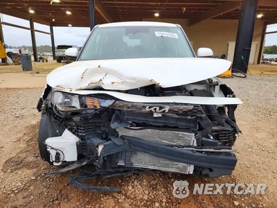 Piąte zdjęcie samochodu w środku: 2025 KIA SOUL LX VIN:KNDJ23AU5S7932710 - miniatura