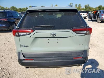 Zdjęcie 6 z 13 samochodu: 2021 TOYOTA RAV4 XLE VIN:2T3W1RFV4MW119427 - miniatura
