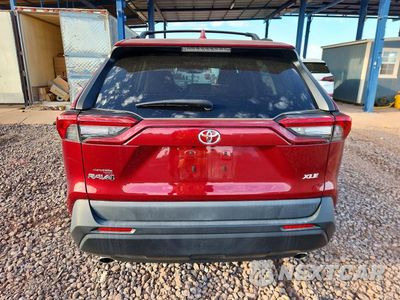 Zdjęcie 6 z 13 samochodu: 2020 TOYOTA RAV4 XLE VIN:2T3W1RFV6LW057690 - miniatura