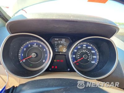 Zdjęcie 9 z 12 samochodu: 2012 HYUNDAI ELANTRA GLS VIN:5NPDH4AE3CH106185 - miniatura