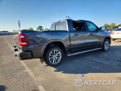 Trzecie zdjęcie samochodu z tyłu: 2020 RAM 1500 LARAMIE VIN:1C6SRFJT3LN324164 - miniatura