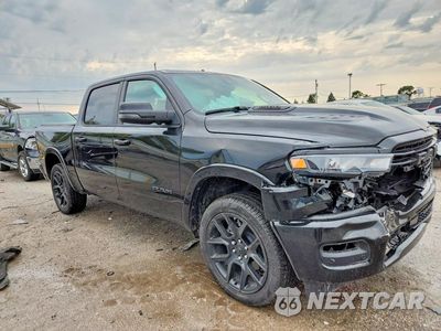Czwarte zdjęcie samochodu z boku: 2026 RAM 1500 LARAMIE VIN:1C6SRFJP1TN392935 - miniatura