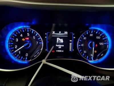Zdjęcie 9 z 13 samochodu: 2019 CHRYSLER PACIFICA TOURING PLUS VIN:2C4RC1FG4KR741303 - miniatura