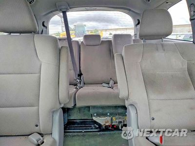 Zdjęcie 10 z 14 samochodu: 2016 HONDA ODYSSEY LX VIN:5FNRL5H24GB129131 - miniatura
