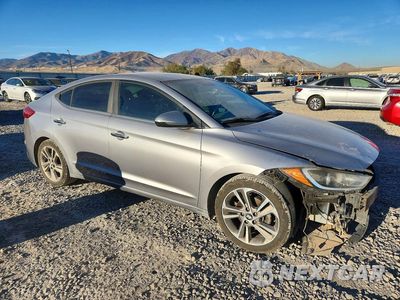 Czwarte zdjęcie samochodu z boku: 2017 HYUNDAI ELANTRA LIMITED VIN:5NPD84LF4HH009543 - miniatura