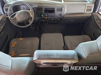 Zdjęcie 8 z 12 samochodu: 2003 FORD F250 SUPER DUTY VIN:1FTNW21P63ED44368 - miniatura