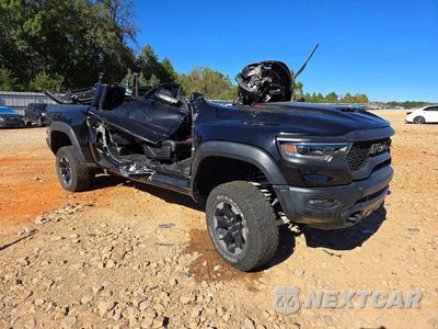 Czwarte zdjęcie samochodu z boku: 2023 RAM 1500 TRX VIN:1C6SRFU91PN559118 - miniatura