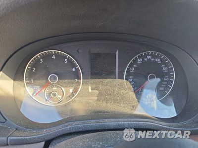 Zdjęcie 9 z 13 samochodu: 2015 VOLKSWAGEN PASSAT S VIN:1VWAT7A39FC104312 - miniatura
