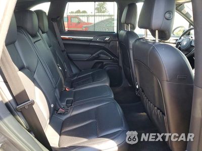 Zdjęcie 11 z 13 samochodu: 2013 PORSCHE CAYENNE VIN:WP1AA2A29DLA19338 - miniatura
