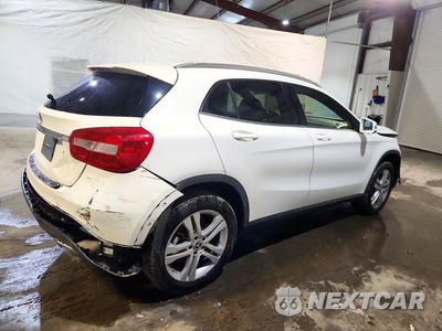 Trzecie zdjęcie samochodu z tyłu: 2020 MERCEDES-BENZ GLA 250 VIN:WDCTG4EB4LU025842 - miniatura