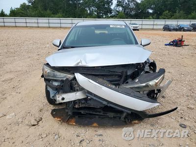 Piąte zdjęcie samochodu w środku: 2017 HYUNDAI IONIQ BLUE VIN:KMHC65LC8HU052409 - miniatura