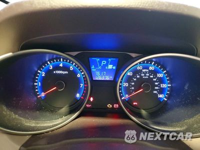 Zdjęcie 9 z 13 samochodu: 2010 HYUNDAI TUCSON VIN:KM8JUCAC6AU056095 - miniatura