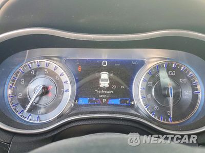 Zdjęcie 9 z 13 samochodu: 2021 CHRYSLER 300 S VIN:2C3CCABG8MH629659 - miniatura