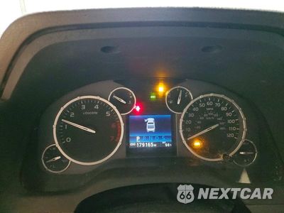 Zdjęcie 9 z 13 samochodu: 2017 TOYOTA TUNDRA SR5 VIN:5TFUY5F19HX615124 - miniatura