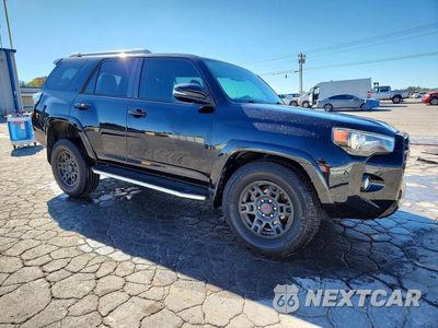 Czwarte zdjęcie samochodu z boku: 2015 TOYOTA 4RUNNER SR5 PREMIUM VIN:JTEZU5JR3F5091214 - miniatura