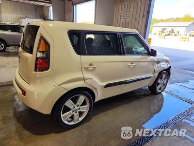 Trzecie zdjęcie samochodu z tyłu: 2011 KIA SOUL ! VIN:KNDJT2A2XB7715613 - miniatura