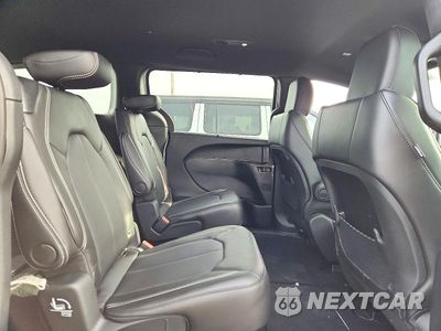Zdjęcie 11 z 13 samochodu: 2025 CHRYSLER VOYAGER LX VIN:2C4RC1CG0SR614052 - miniatura
