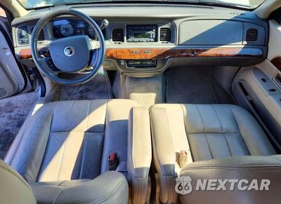 Zdjęcie 8 z 12 samochodu: 2007 MERCURY GRAND MARQUIS LS VIN:2MEFM75V27X642872 - miniatura