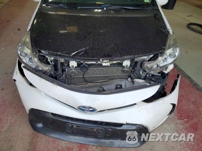 Zdjęcie 11 z 12 samochodu: 2016 TOYOTA PRIUS V TWO VIN:JTDZN3EU3GJ053639 - miniatura
