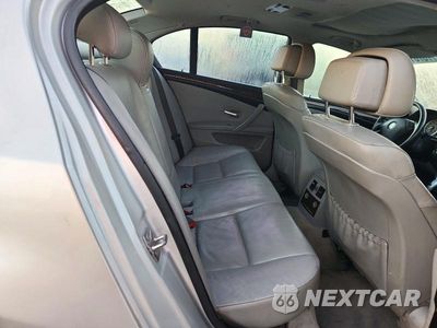 Zdjęcie 10 z 12 samochodu: 2010 BMW 528 I VIN:WBANU5C54AC442310 - miniatura