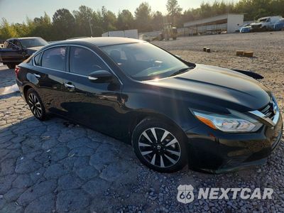 Czwarte zdjęcie samochodu z boku: 2018 NISSAN ALTIMA 2.5 SL VIN:1N4AL3AP5JC166447 - miniatura