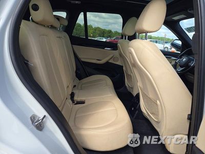 Zdjęcie 11 z 13 samochodu: 2018 BMW X1 XDRIVE28I VIN:WBXHT3Z30J4A66167 - miniatura