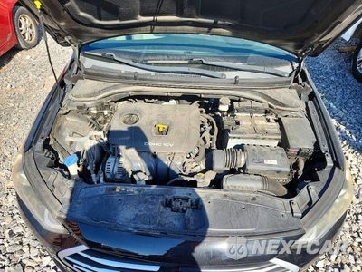 Zdjęcie 13 z 14 samochodu: 2017 HYUNDAI ELANTRA SE VIN:5NPD84LF6HH055231 - miniatura