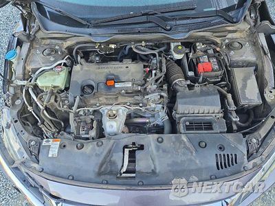 Zdjęcie 11 z 12 samochodu: 2018 HONDA CIVIC LX VIN:19XFC2F53JE018940 - miniatura