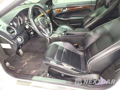 Zdjęcie 7 z 12 samochodu: 2013 MERCEDES-BENZ C 250 VIN:WDDGJ4HB7DF958277 - miniatura