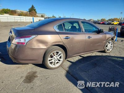 Trzecie zdjęcie samochodu z tyłu: 2013 NISSAN MAXIMA 3.5 S VIN:1N4AA5AP8DC800937 - miniatura