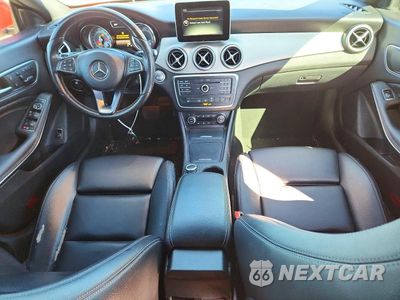 Zdjęcie 8 z 12 samochodu: 2016 MERCEDES-BENZ CLA 250 4MATIC VIN:WDDSJ4GB3GN300901 - miniatura