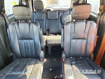Zdjęcie 10 z 13 samochodu: 2019 DODGE GRAND CARAVAN GT VIN:2C4RDGEG8KR521194 - miniatura