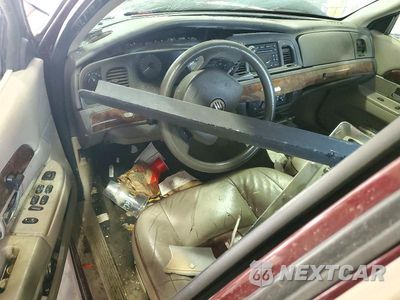 Zdjęcie 8 z 12 samochodu: 2008 MERCURY GRAND MARQUIS GS VIN:2MEFM74V48X600660 - miniatura