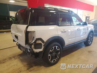Trzecie zdjęcie samochodu z tyłu: 2022 FORD BRONCO SPORT OUTER BANKS VIN:3FMCR9C62NRD69081 - miniatura