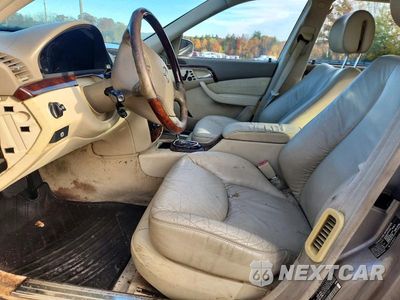 Zdjęcie 7 z 12 samochodu: 2006 MERCEDES-BENZ S 500 4MATIC VIN:WDBNG84J36A471547 - miniatura