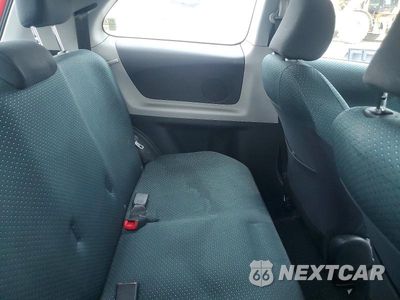 Zdjęcie 10 z 12 samochodu: 2008 TOYOTA YARIS BASE VIN:JTDJT923285164047 - miniatura