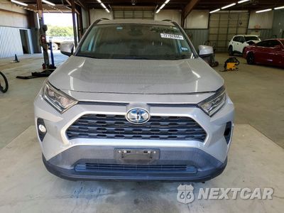 Piąte zdjęcie samochodu w środku: 2021 TOYOTA RAV4 HYBRID XLE VIN:2T3R6RFV9MW004420 - miniatura