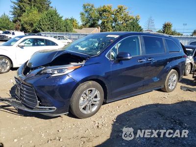 2022 TOYOTA SIENNA PLATINUM 7-PASSENGER 5TDESKFC3NS063921 - główne zdjęcie licytacji z USA - miniatura