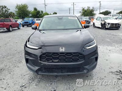 Piąte zdjęcie samochodu w środku: 2023 HONDA HR-V LX VIN:3CZRZ1H31PM717770 - miniatura