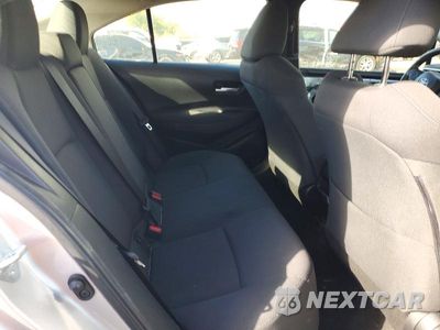 Zdjęcie 10 z 13 samochodu: 2021 TOYOTA COROLLA LE VIN:JTDEPMAE3MJ133242 - miniatura