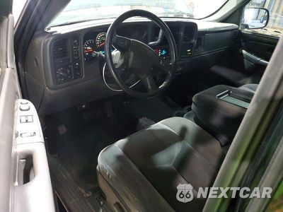 Zdjęcie 8 z 12 samochodu: 2005 GMC SIERRA K2500 HEAVY DUTY VIN:1GTHK29U25E334930 - miniatura