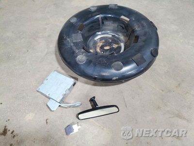 Zdjęcie 13 z 14 samochodu: 2002 TOYOTA RAV4 BASE VIN:JTEHH20V026061816 - miniatura