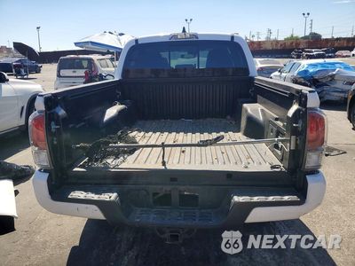 Zdjęcie 6 z 13 samochodu: 2023 TOYOTA TACOMA TRD SPORT VIN:3TMCZ5AN3PM651804 - miniatura
