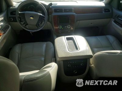 Zdjęcie 8 z 13 samochodu: 2007 CHEVROLET TAHOE K1500 VIN:1GNFK13017J112453 - miniatura