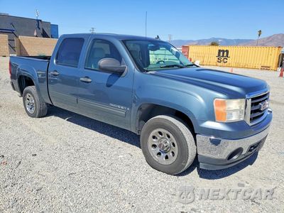 Czwarte zdjęcie samochodu z boku: 2007 GMC NEW SIERRA C1500 VIN:2GTEC13C971533679 - miniatura